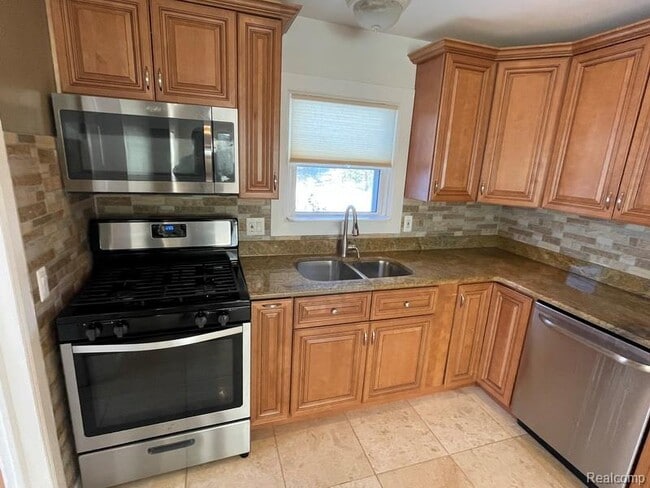 Building Photo - 1240 Wagner Ave