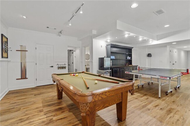 Building Photo - 455 Majestic Cove
