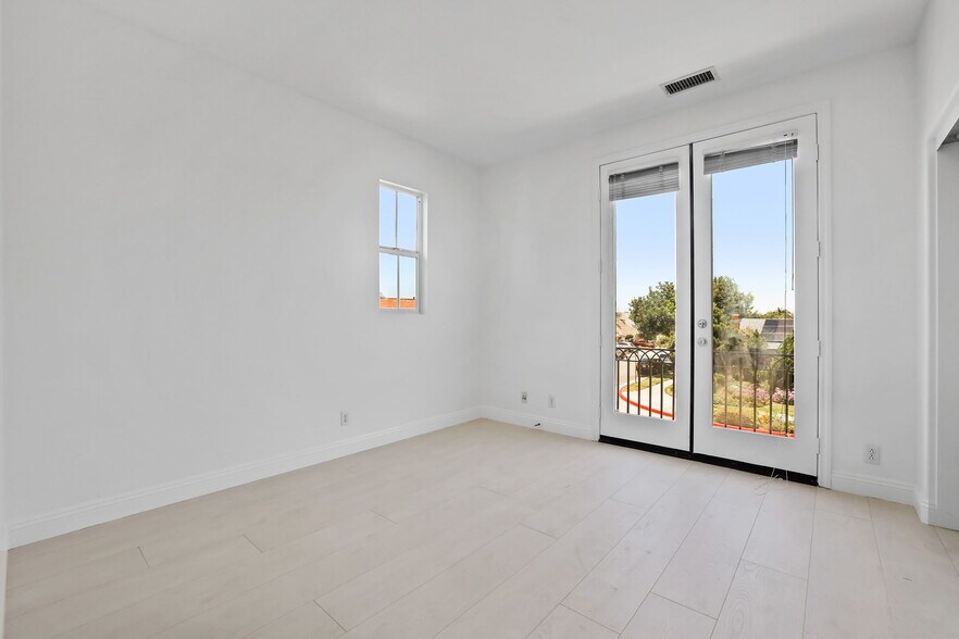 Luminous front bedroom! - 5142 Pearce Dr