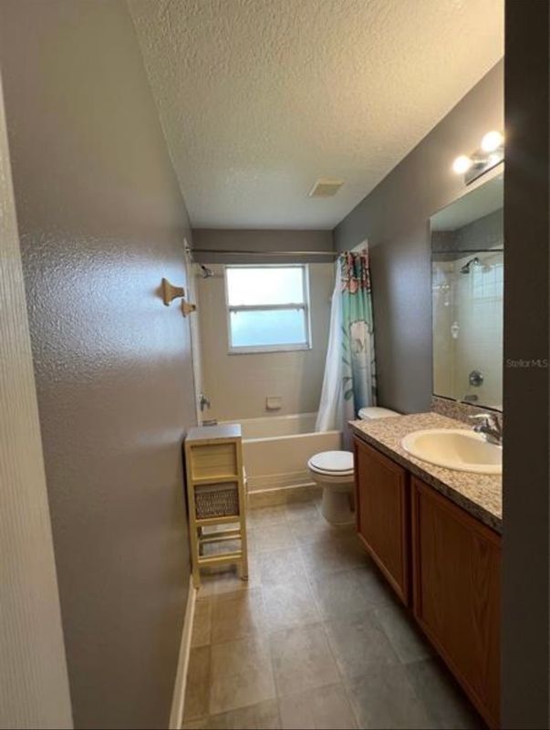 Building Photo - 171 Big Sioux Dr