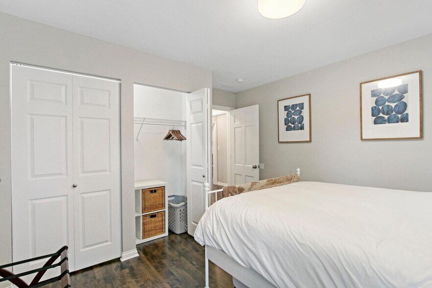 Building Photo - 500 W Pacific Ave