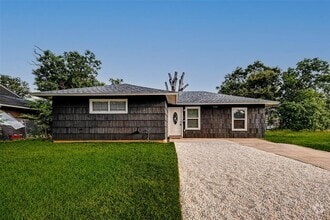 Building Photo - 5806 Westover St