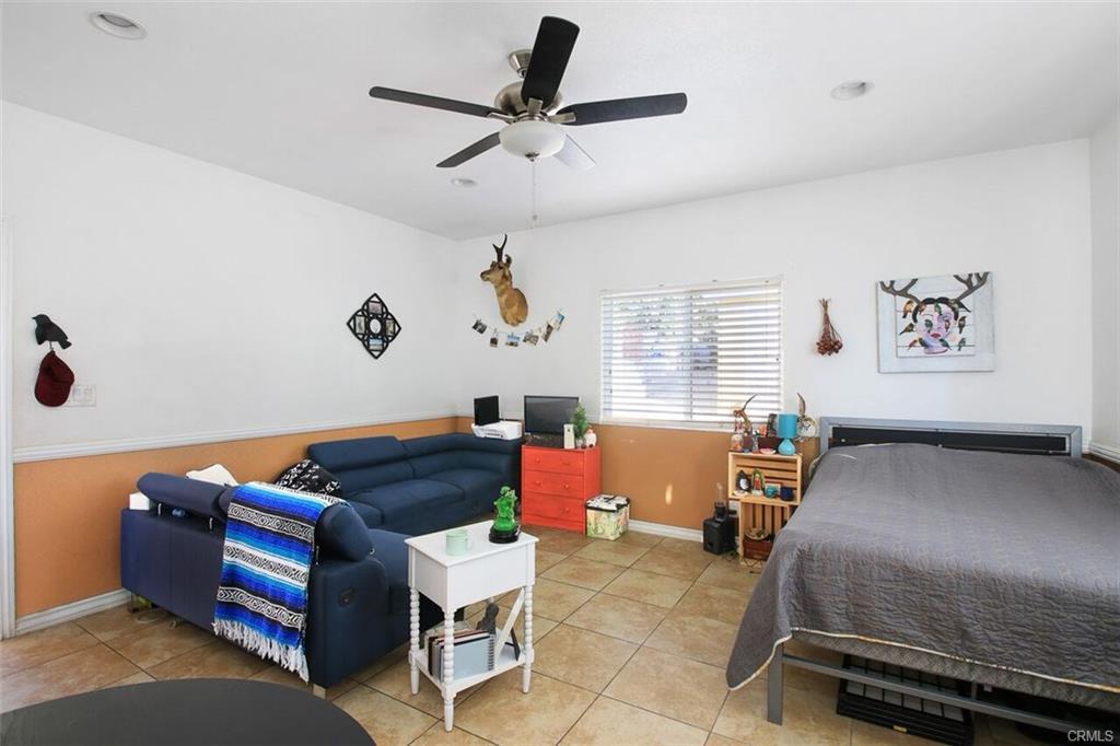 Building Photo - 2134 N Thomas St