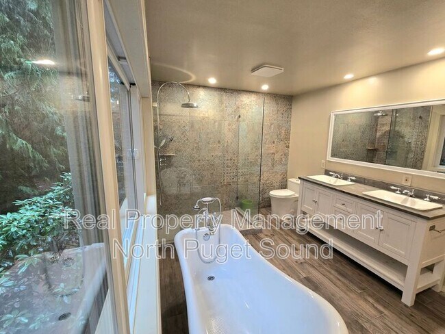 Building Photo - 18213 157th Ave NE