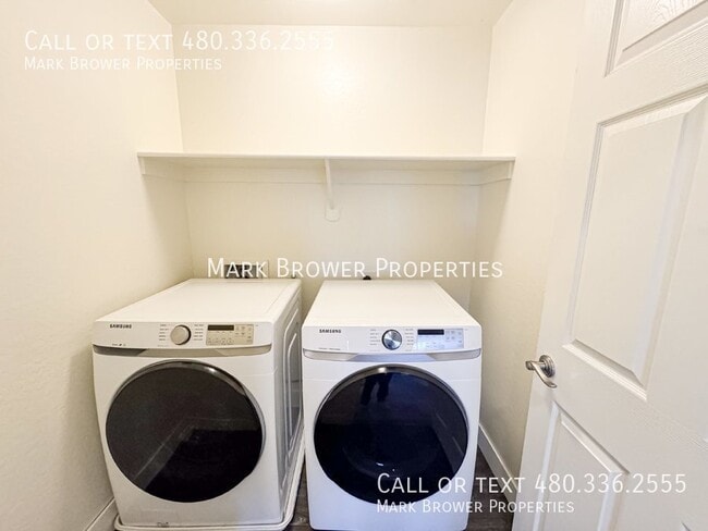 Building Photo - 249 North Sandal-