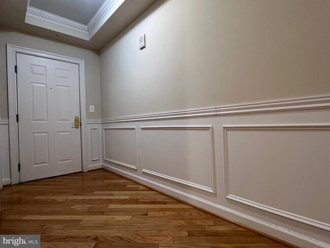 Building Photo - 485 Harbor Side St