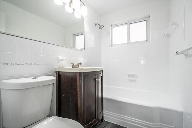 Building Photo - 7911 Abbott Ave