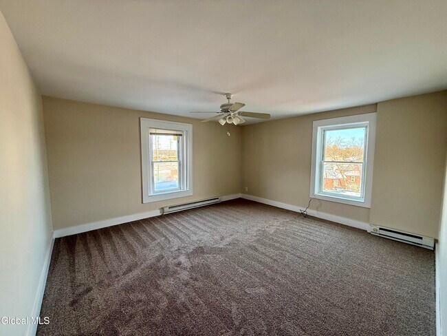 Building Photo - 751 Hudson Ave