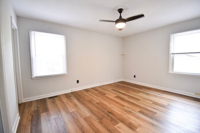 Building Photo - COMING SOON-4 Bedroom, 2.5 Bathroom Home- Pets Allowed