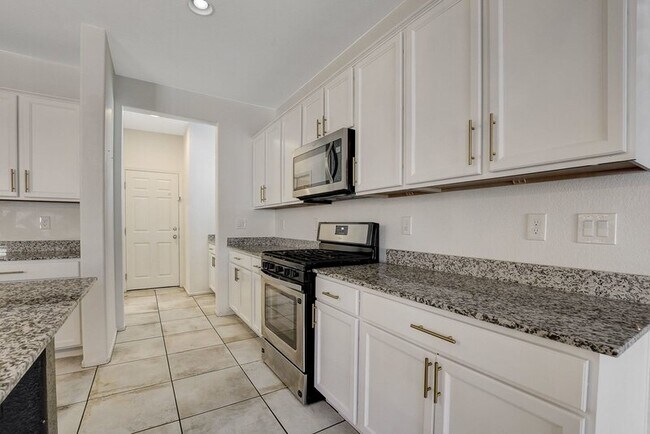 Building Photo - 5128 Granite Basin St