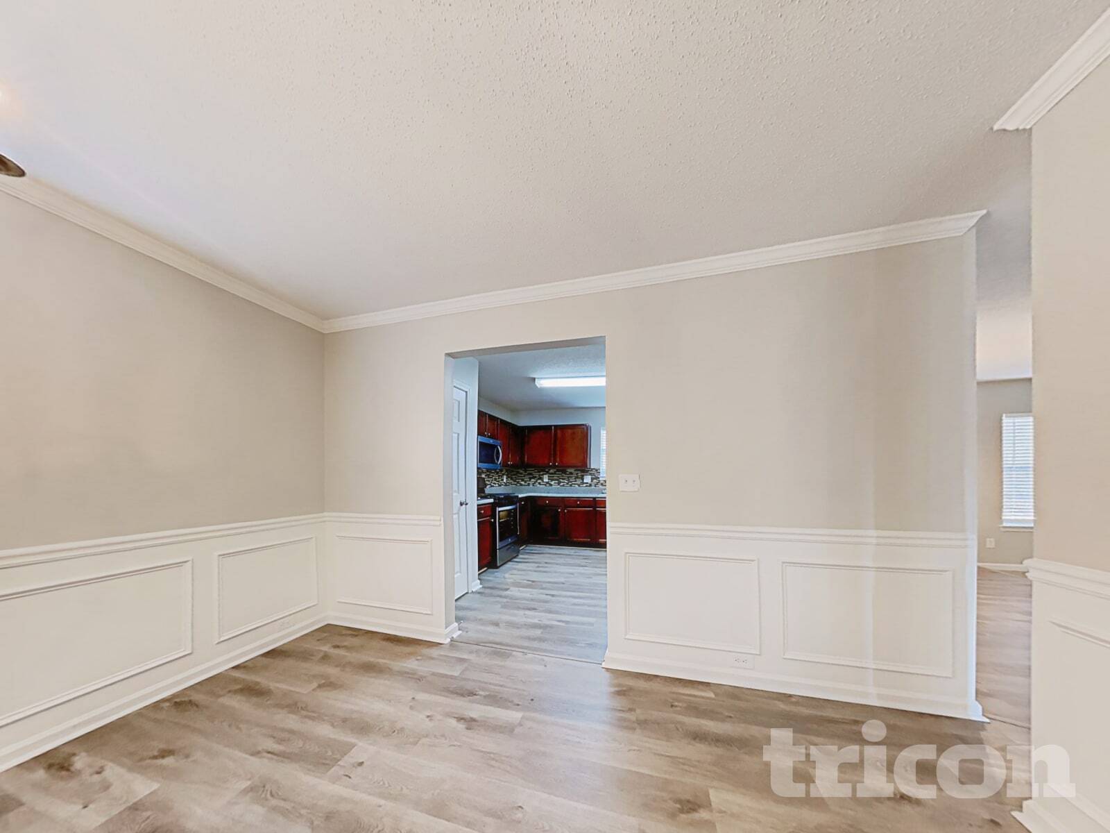 Building Photo - 6936 Foxmoor Way