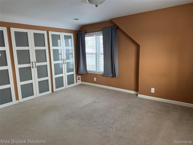 Building Photo - 3602 Elmhurst Ave