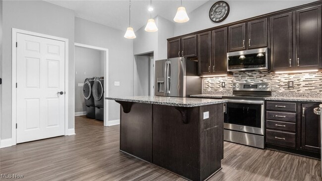 Building Photo - 6965 Chandlersville Rd