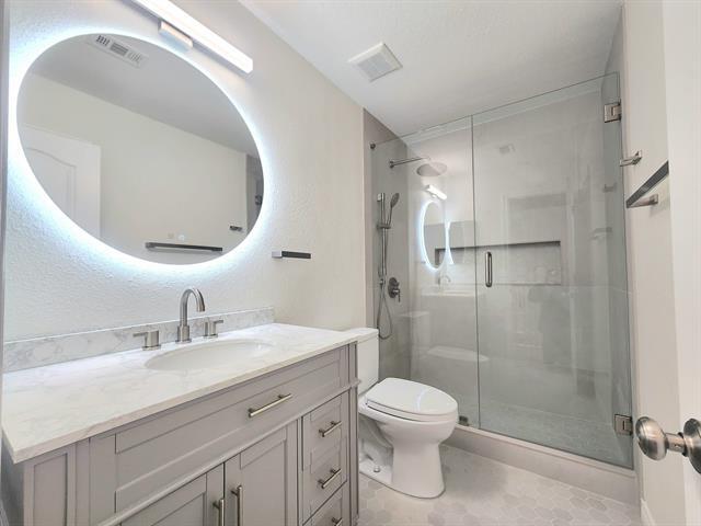 Building Photo - 7220 Hillview Dr