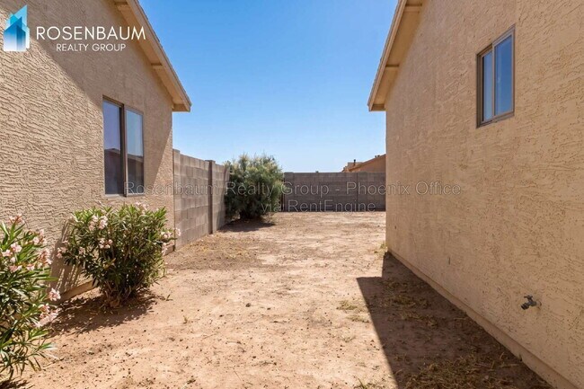 Building Photo - 13295 S Durango Rd