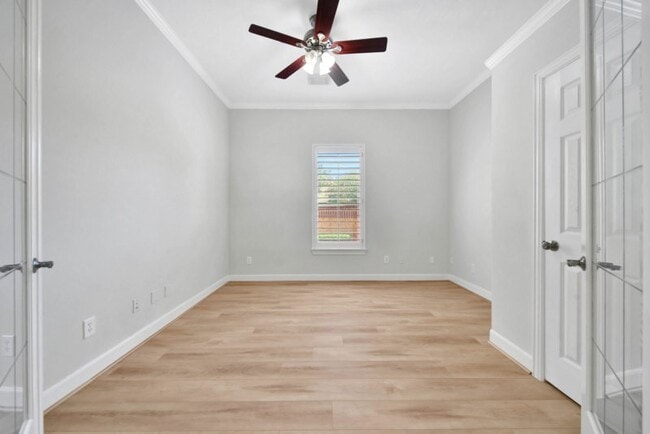 Building Photo - 6523 Monrovia Ln