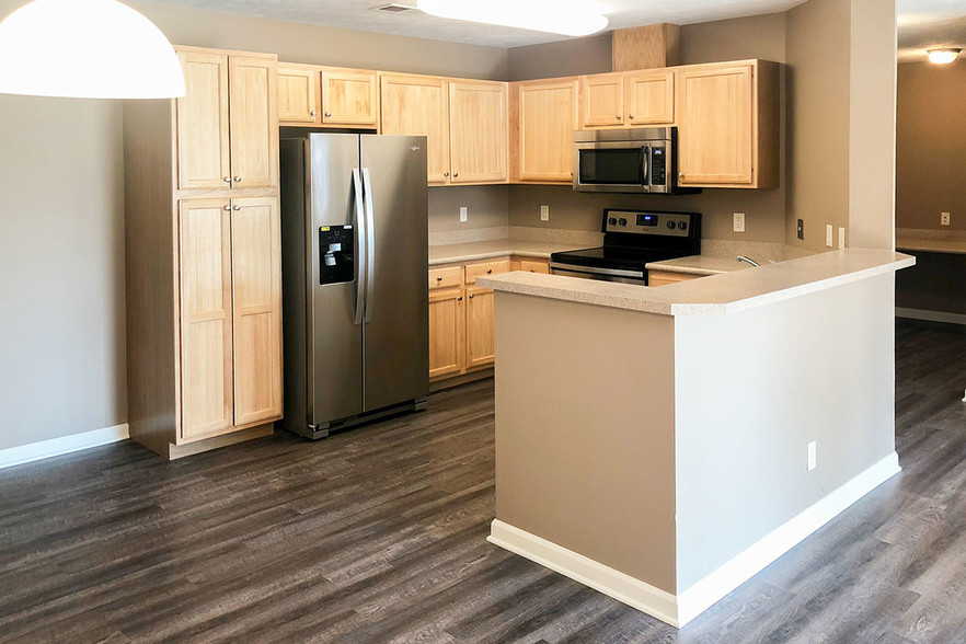 Kitchen with Upgraded Plank Flooring - Maple Second