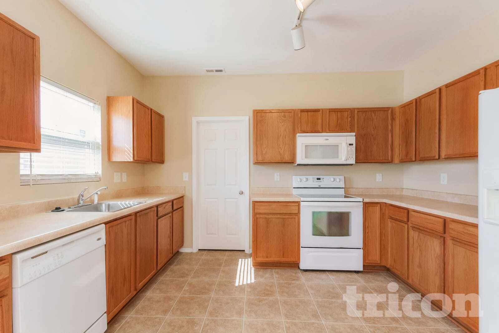 Building Photo - 9010 Corey Common Ave