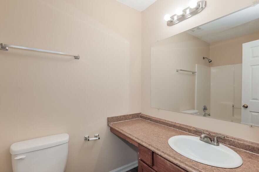 Building Photo - 4280 Catalpa Ct