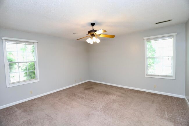 Building Photo - 1450 Morris Way Dr