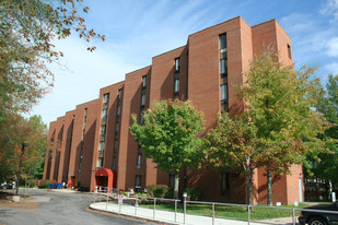 Building Photo - Peppertree Heights Apartments