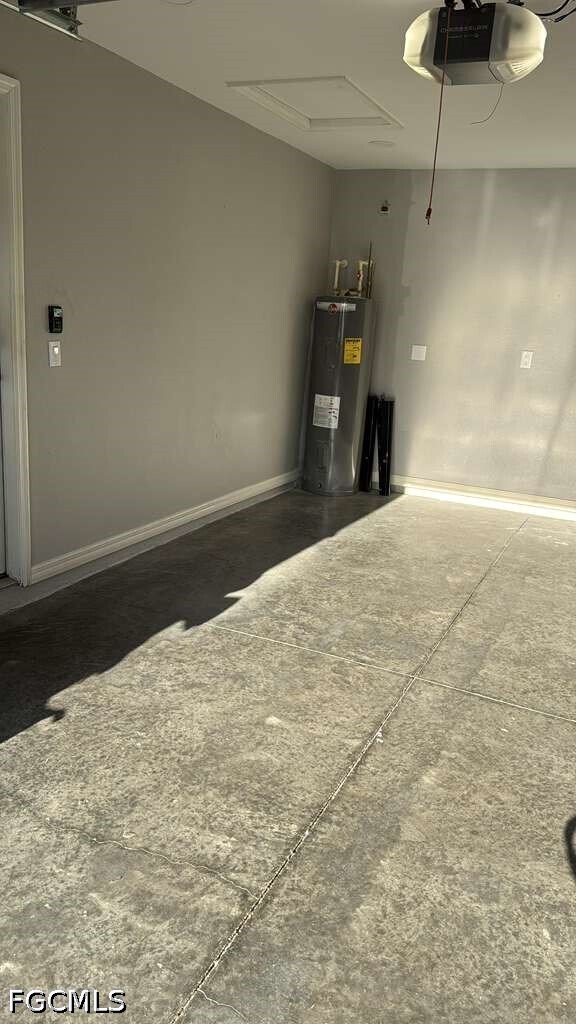 Building Photo - 6050 Kumquat Cir