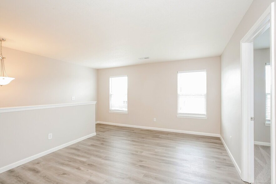 Building Photo - 8169 Bluesage Wy