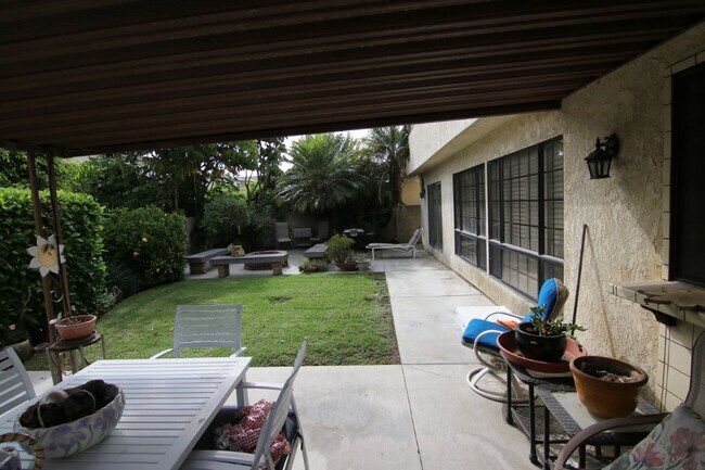 Building Photo - COMING SOON!!!  4BR/2.5BA HOME IN HIGHLY S...