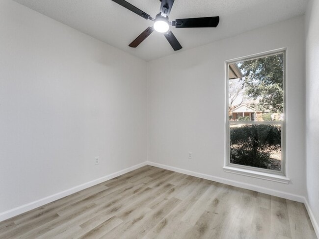 Building Photo - 1538 Summerwind Ln