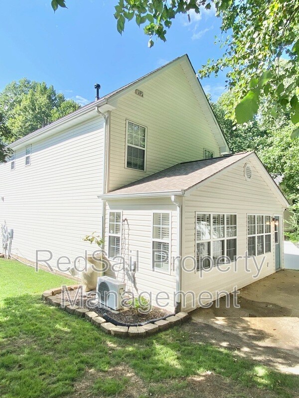 Building Photo - 100 Zinfandel Rd