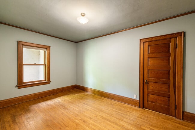 Building Photo - 6789 N Elm Tree Rd