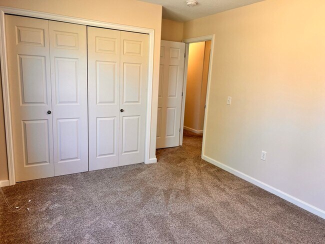Building Photo - Spacious 3-bedroom, 2 bath in Lolo, MT!!