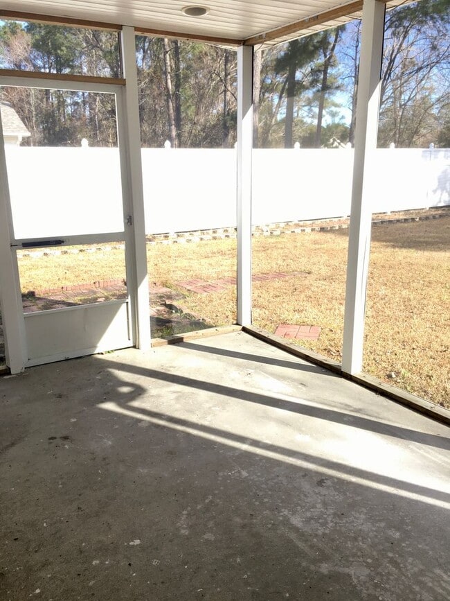 Building Photo - Coming Soon! 4 Bedroom 2 Bathroom Home