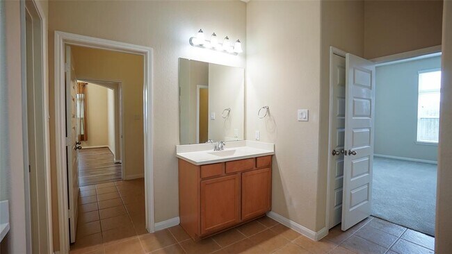 Building Photo - 26922 Mustang Retreat Ln
