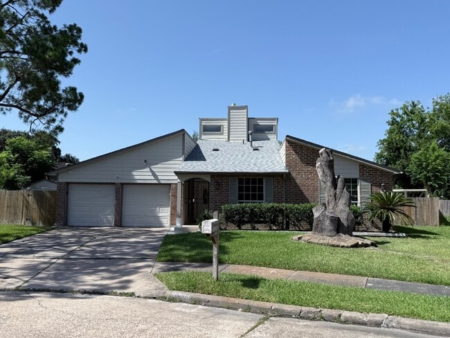 Building Photo - 4006 Cedar Ridge Ct