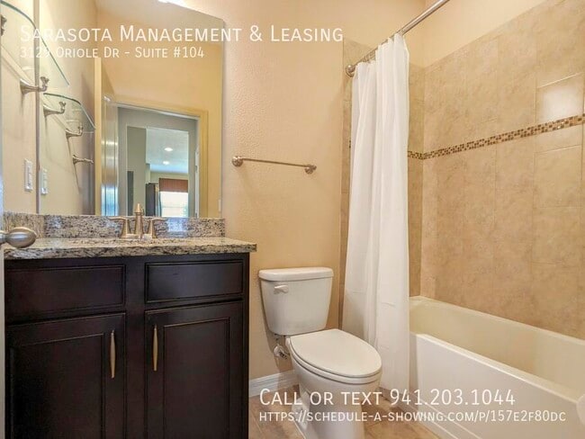 Building Photo - 3129 Oriole Dr