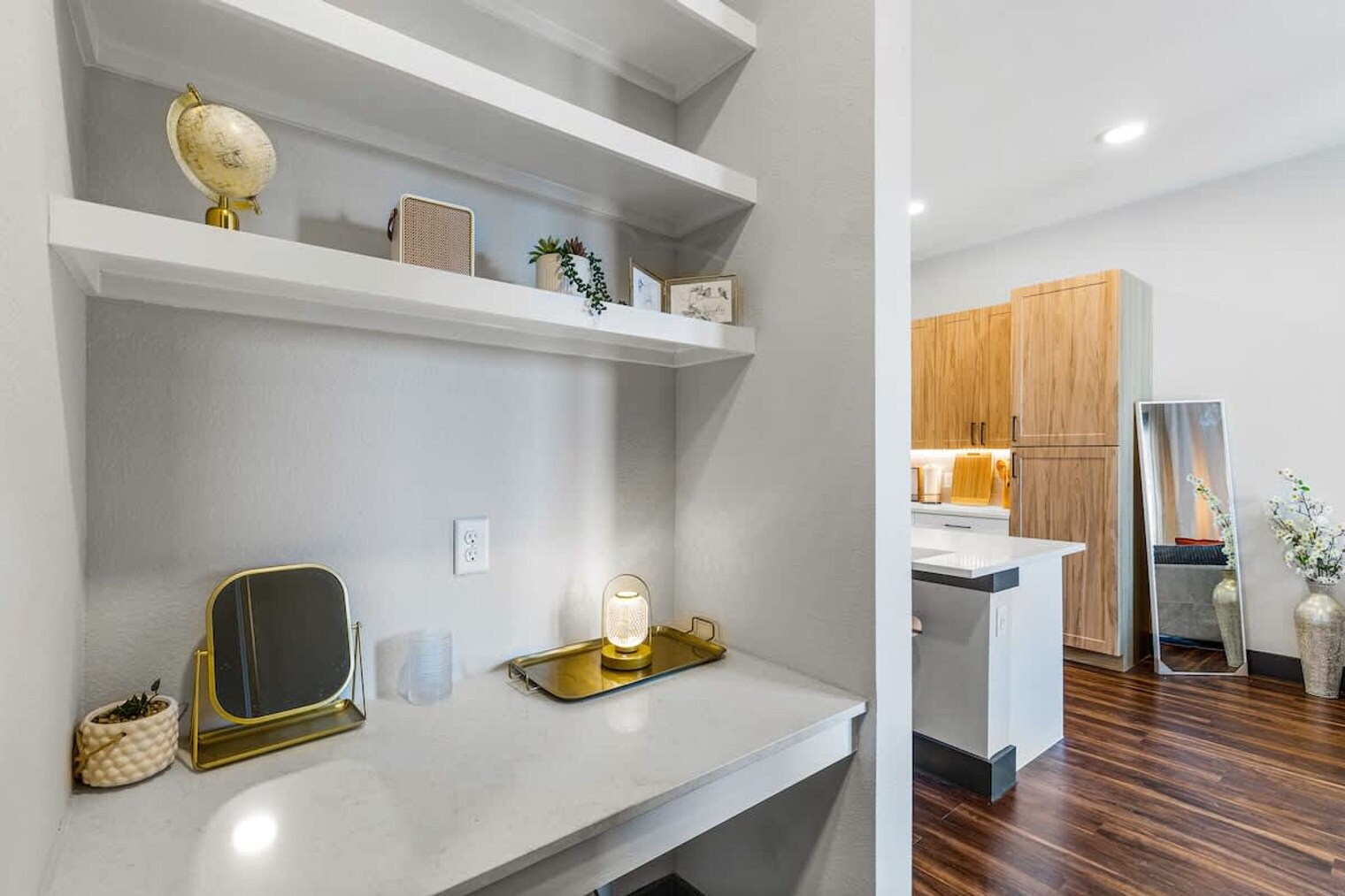 Building Photo - 9127 Research Blvd