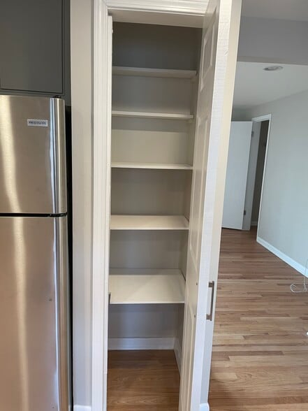 Pantry - 8708 W Berwyn Ave