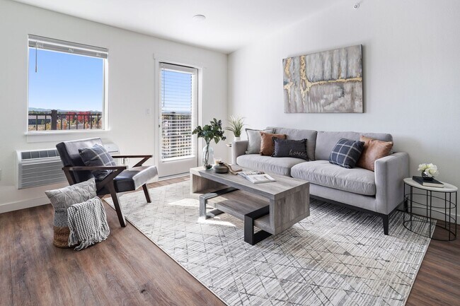 Building Photo - Spring Into Savings: $500 Rent Credit & $5...