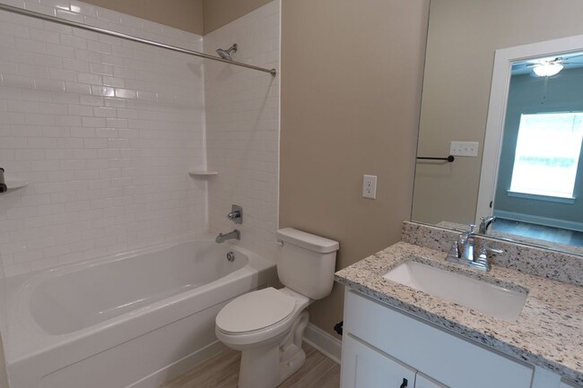 Building Photo - 16284 Chandler Pl