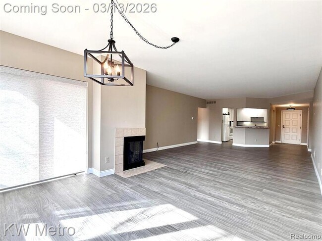 Building Photo - 875 GreenView Ct