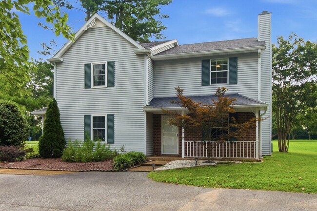 Building Photo - 1236 Carriage Park Dr