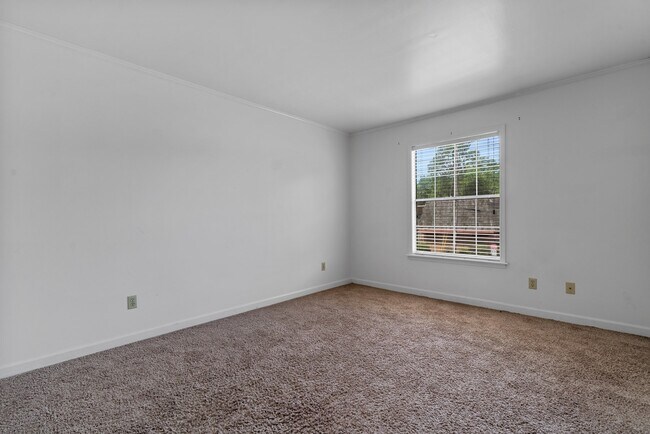 Building Photo - 608 N Jefferson