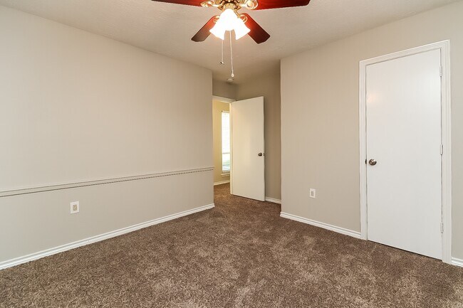 Building Photo - 15806 Afore Dr