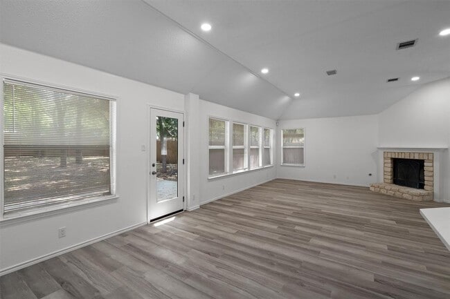 Building Photo - 4106 Springwillow Ln
