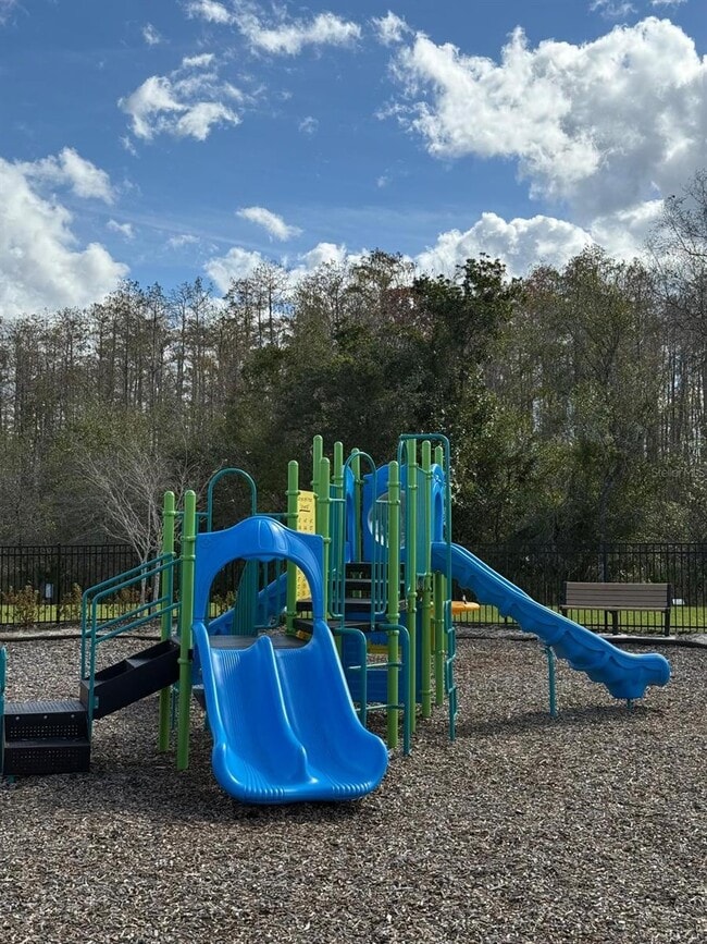 Building Photo - 2976 Skyline Lp