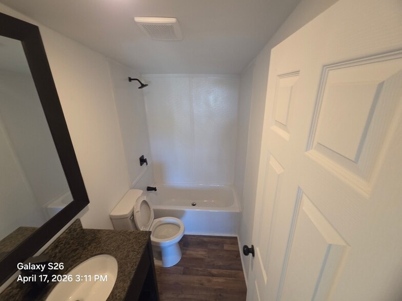 Building Photo - 4180 Royal Palm Ave