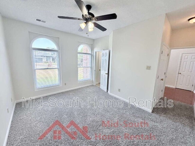 Building Photo - 8971 Meaghan Dr