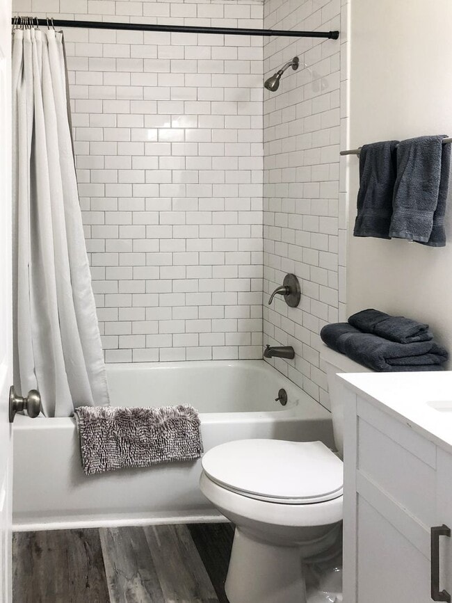 Building Photo - New Listing Alert – Huntsville, AL!