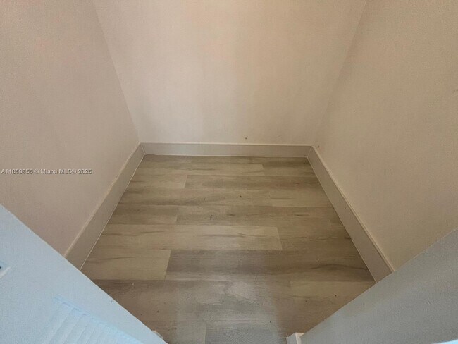 Building Photo - 6361 N Falls Cir Dr